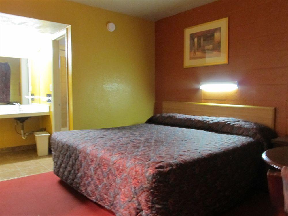 Guest House Motel Carthage Buitenkant foto